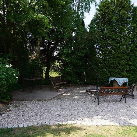 Comfortable House With Garden Manki Εξωτερικό φωτογραφία